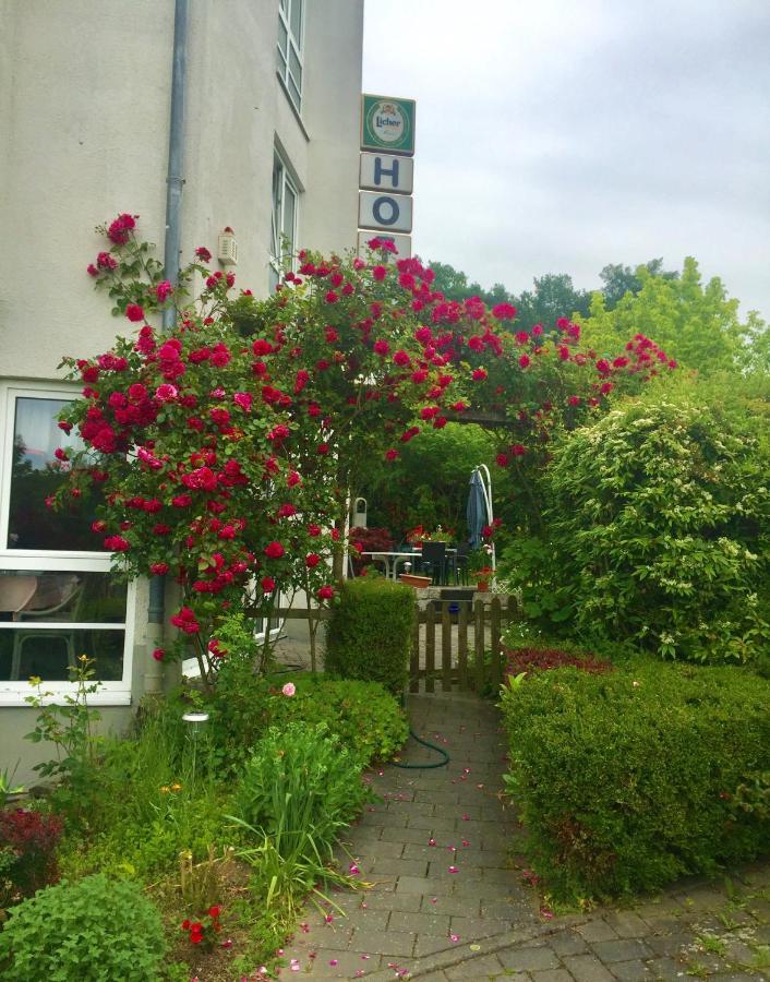 Hotel Garni Am Schaefersberg Niedernhausen Extérieur photo