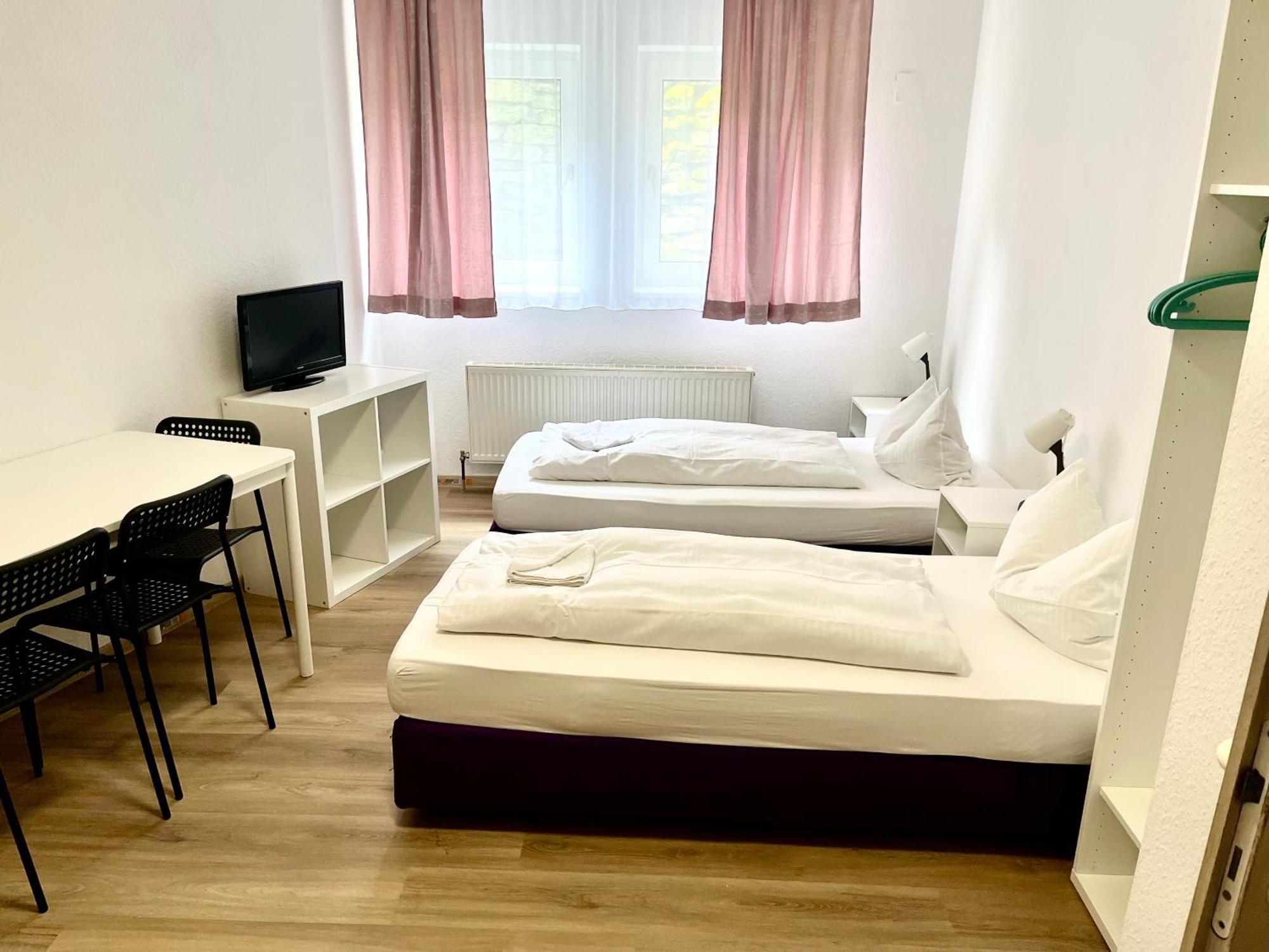 Hotel Garni Am Schaefersberg Niedernhausen Extérieur photo