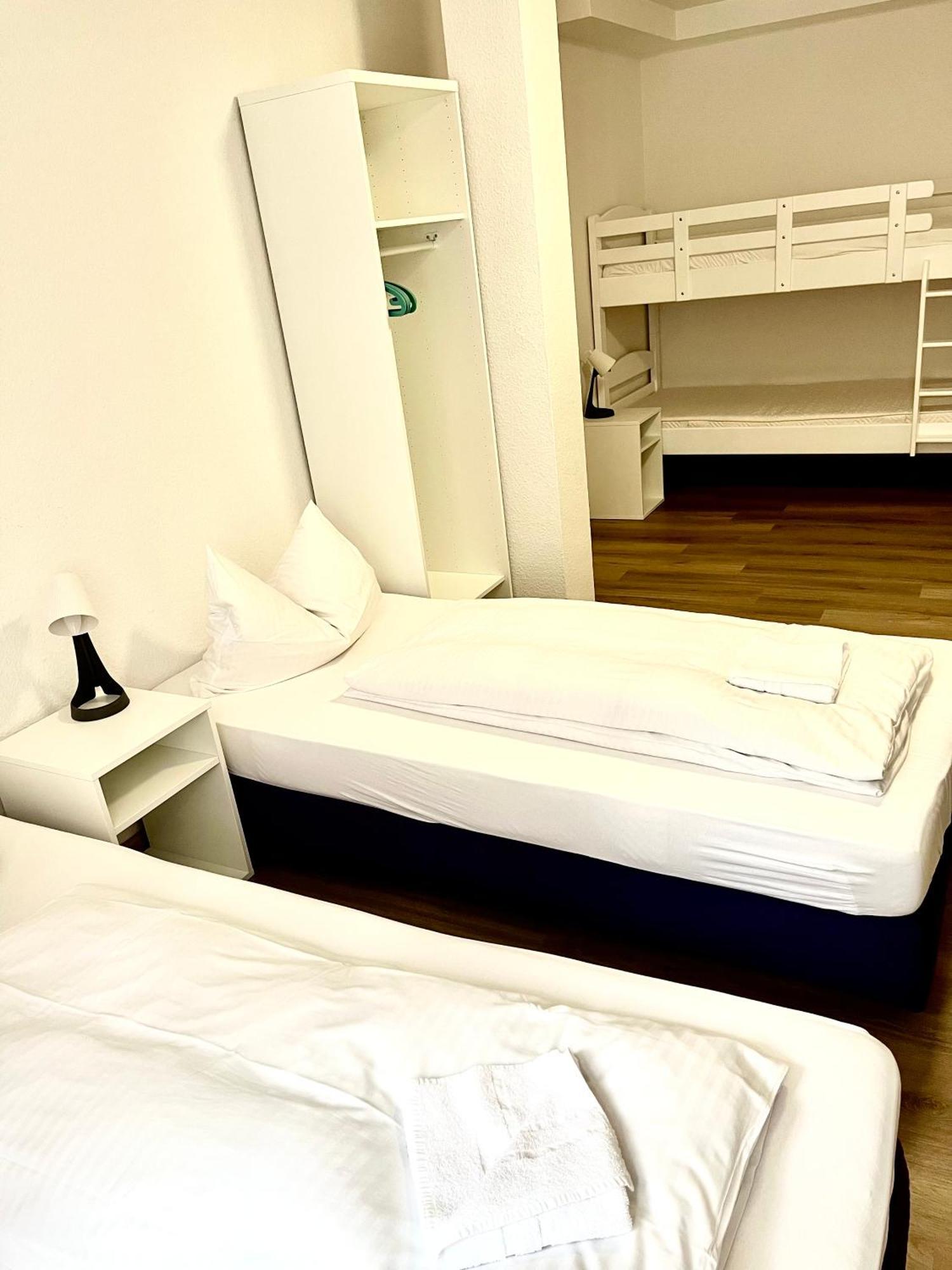 Hotel Garni Am Schaefersberg Niedernhausen Extérieur photo